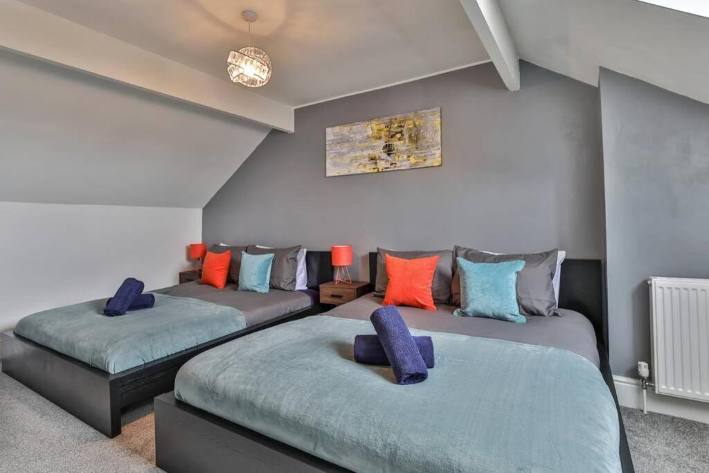 Refurbished Plush Property Great Transport Links Sheffield Exterior photo